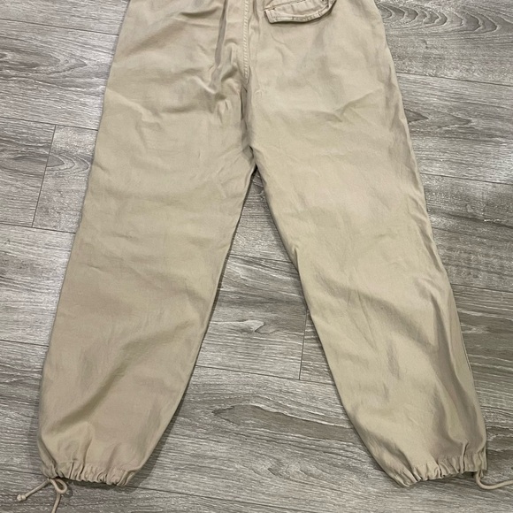 Aritzia TNA cache paratroop cargo pants humas beige S - Picture 10 of 11